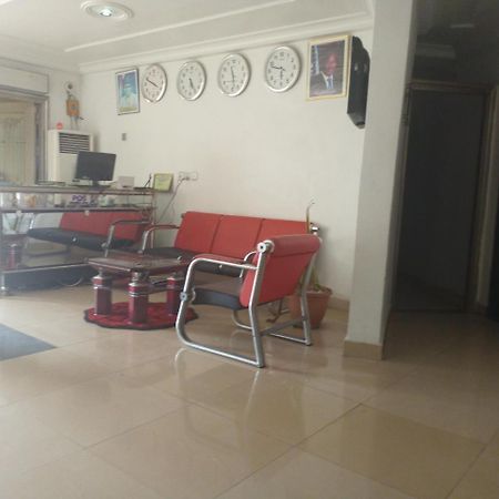 Flamingo Hotel Festac Town Exterior foto