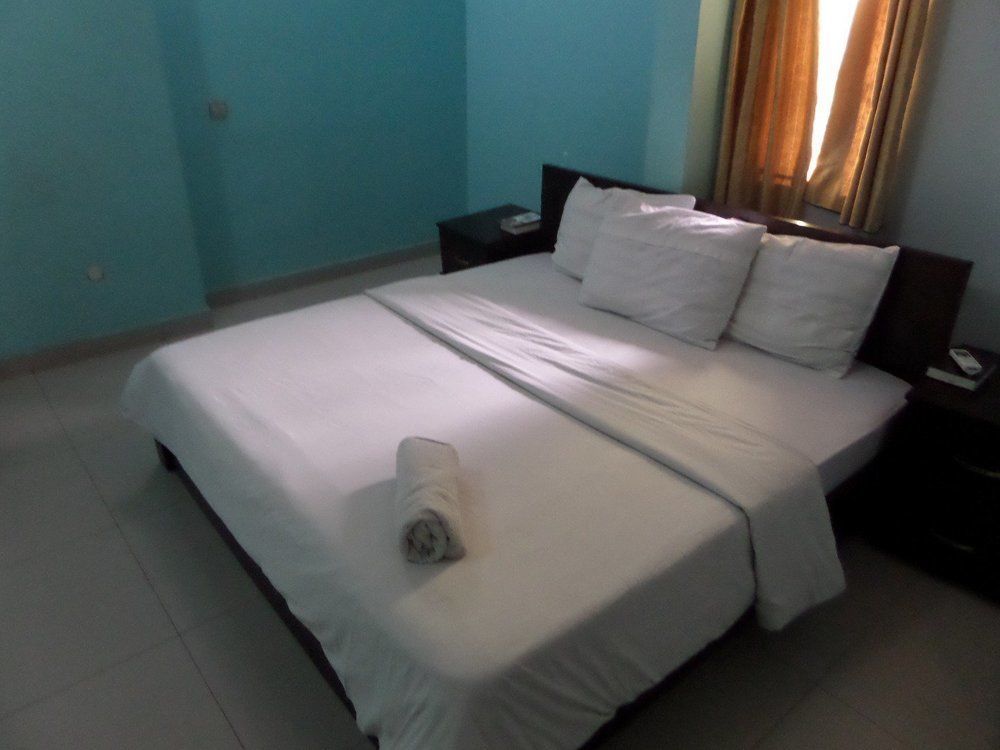 Flamingo Hotel Festac Town Exterior foto