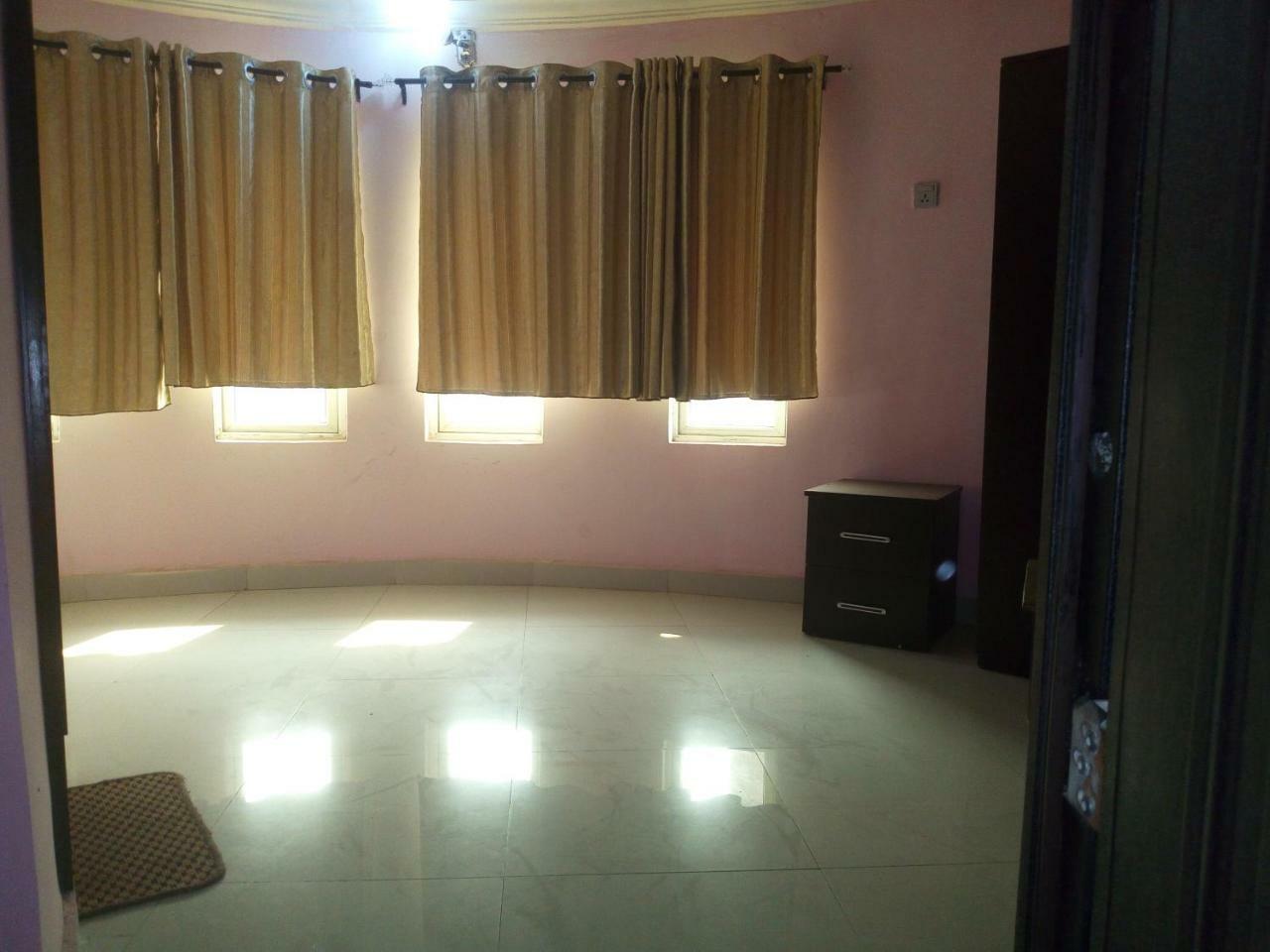 Flamingo Hotel Festac Town Exterior foto